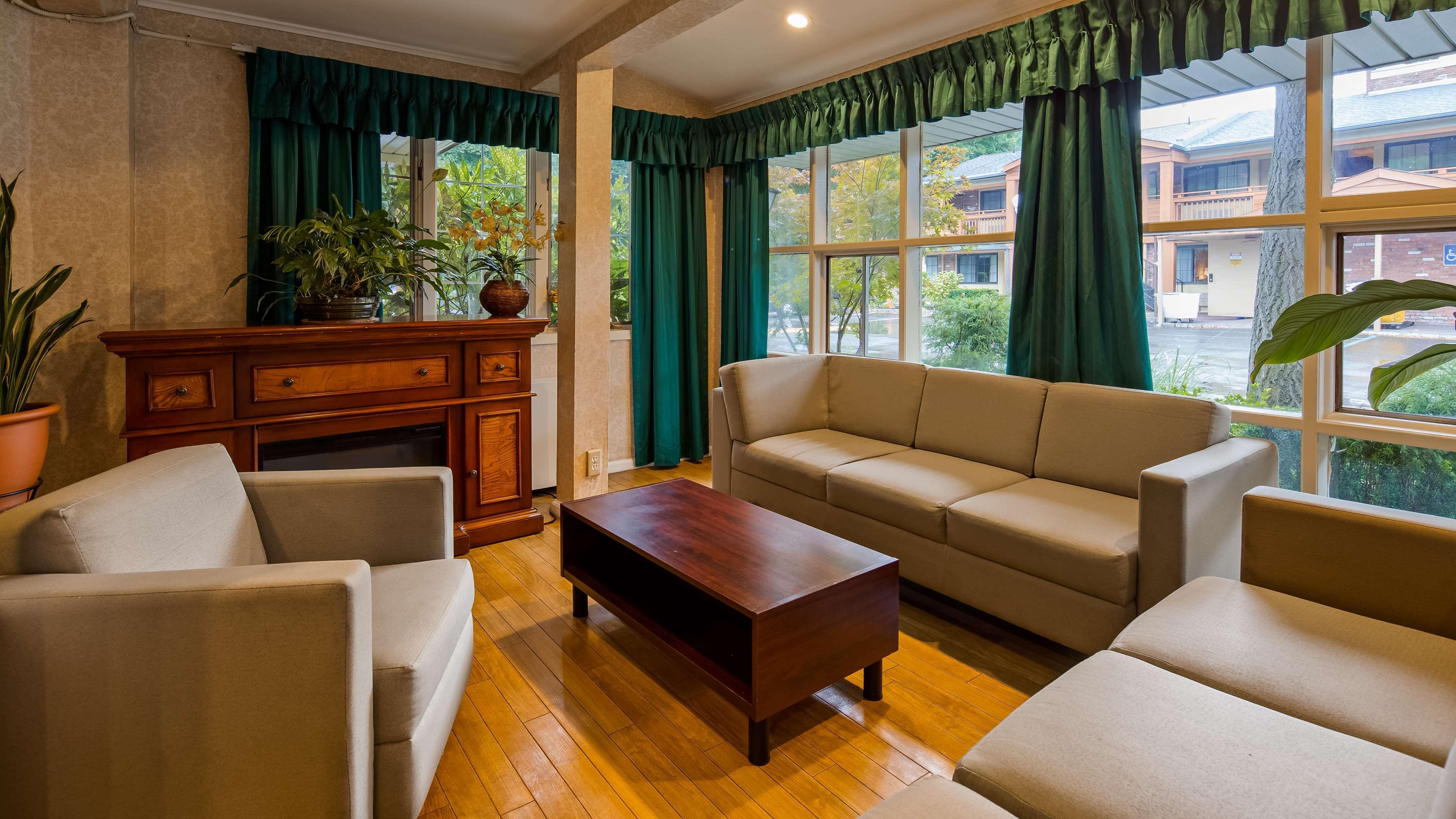 Surestay Plus By Best Western Woodbury Inn Buitenkant foto