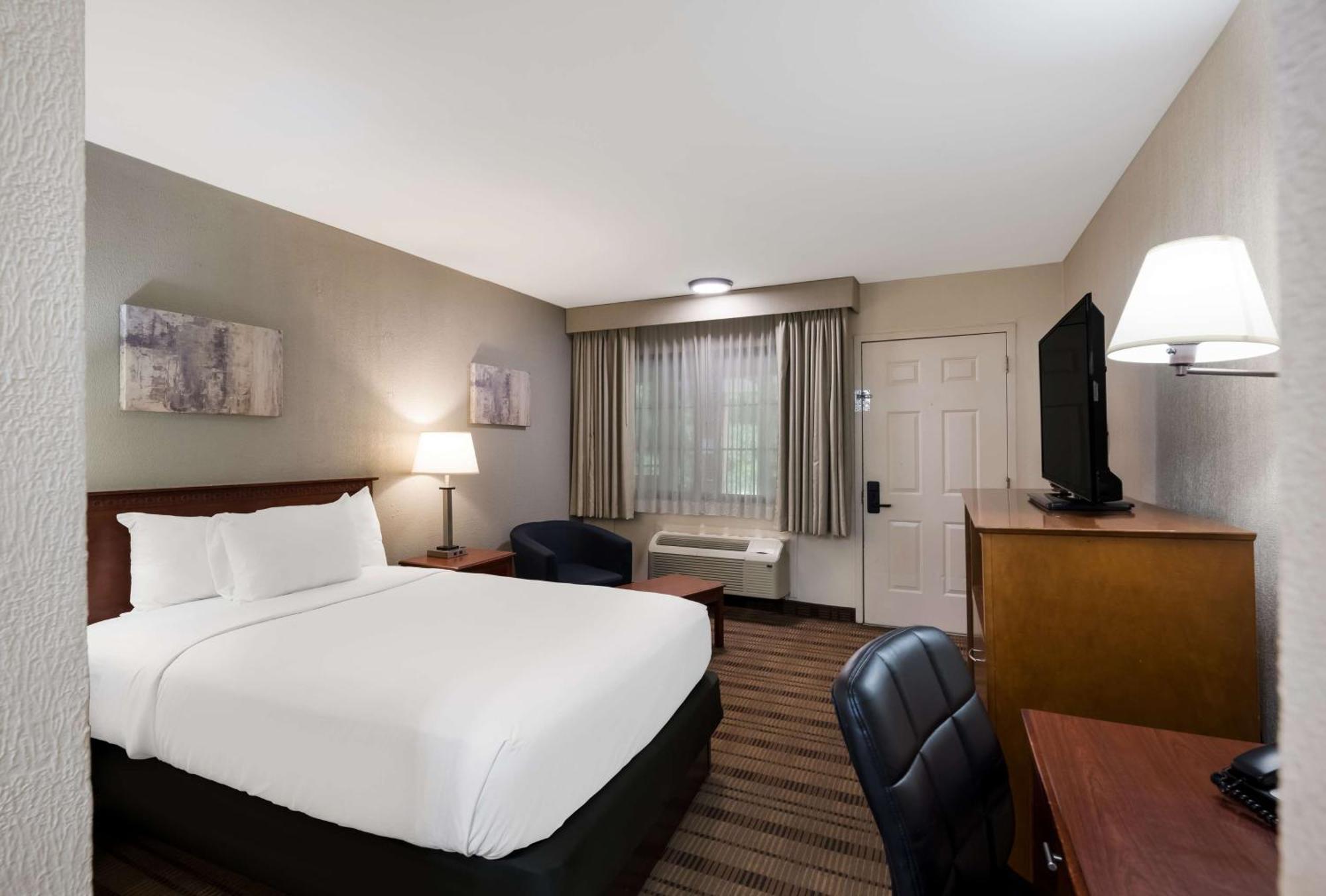 Surestay Plus By Best Western Woodbury Inn Buitenkant foto
