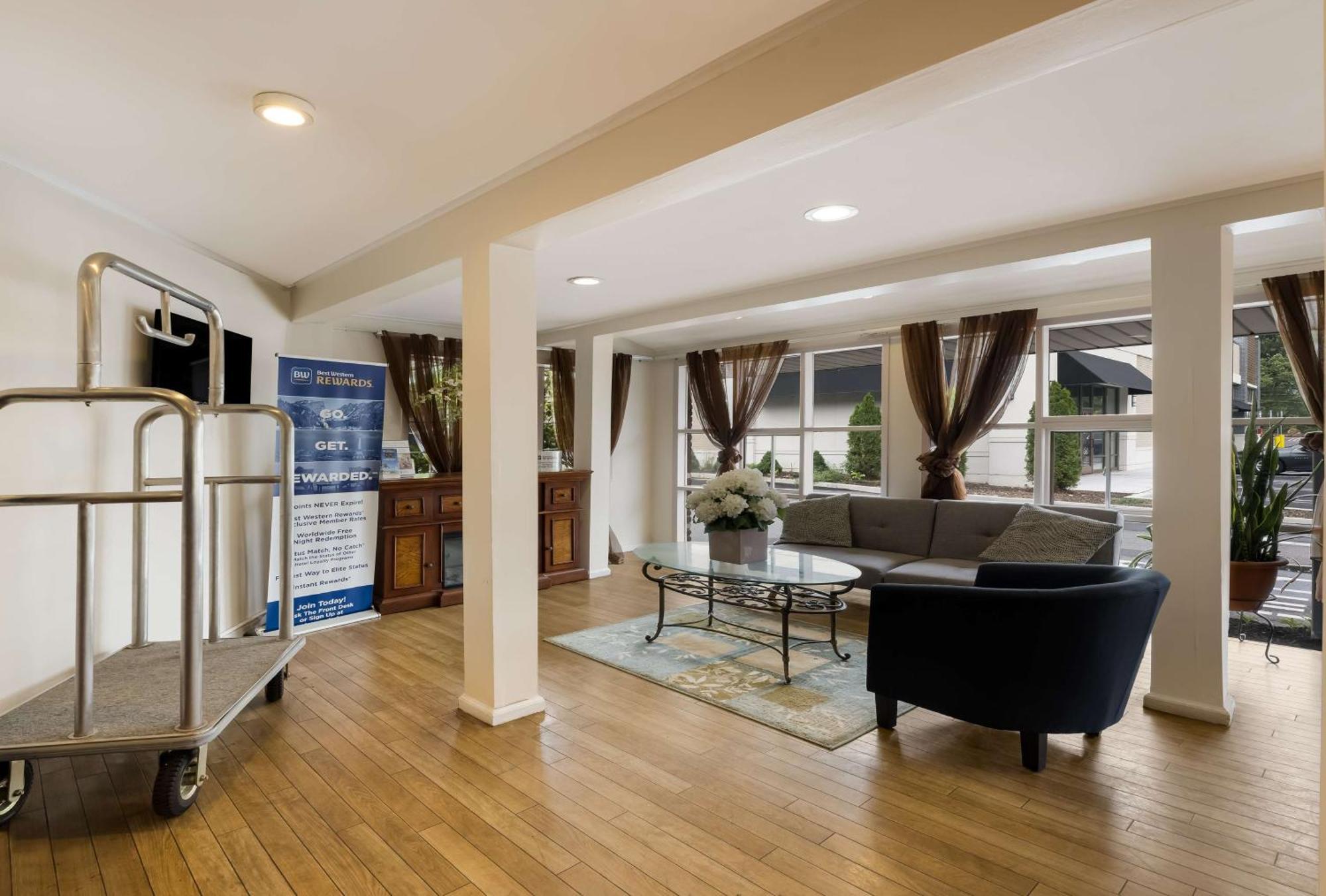 Surestay Plus By Best Western Woodbury Inn Buitenkant foto