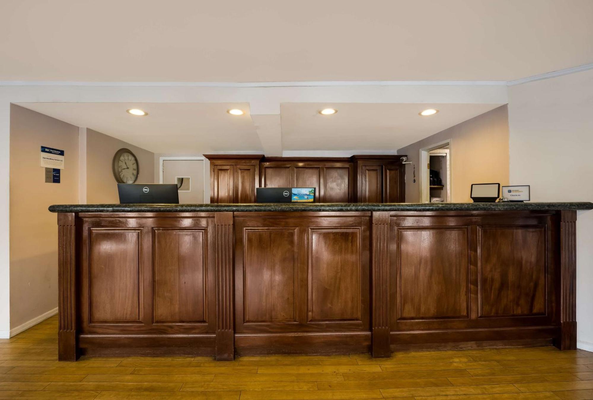 Surestay Plus By Best Western Woodbury Inn Buitenkant foto